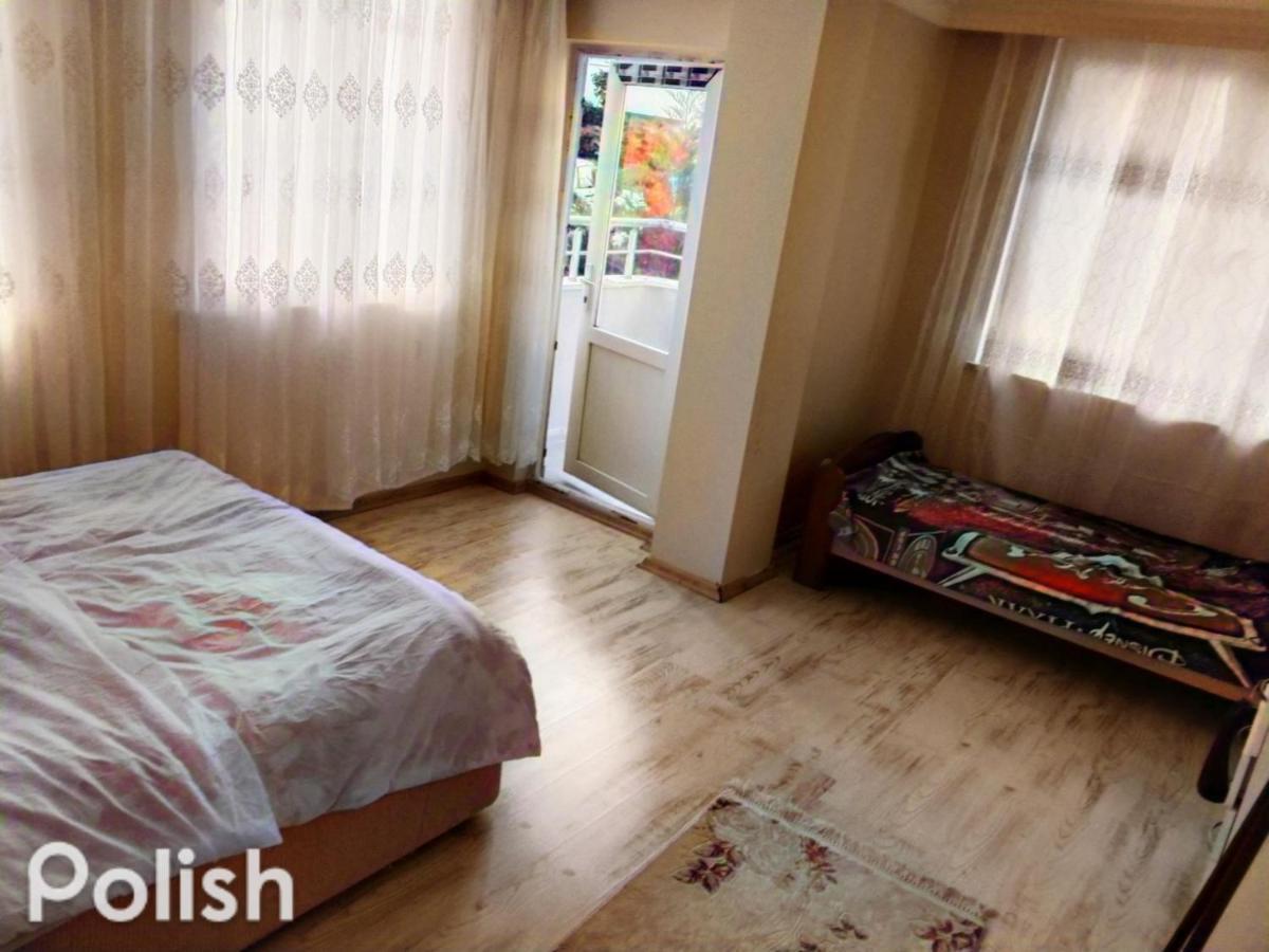 Villa Forest Villa, 6 Minutes From The Airport *