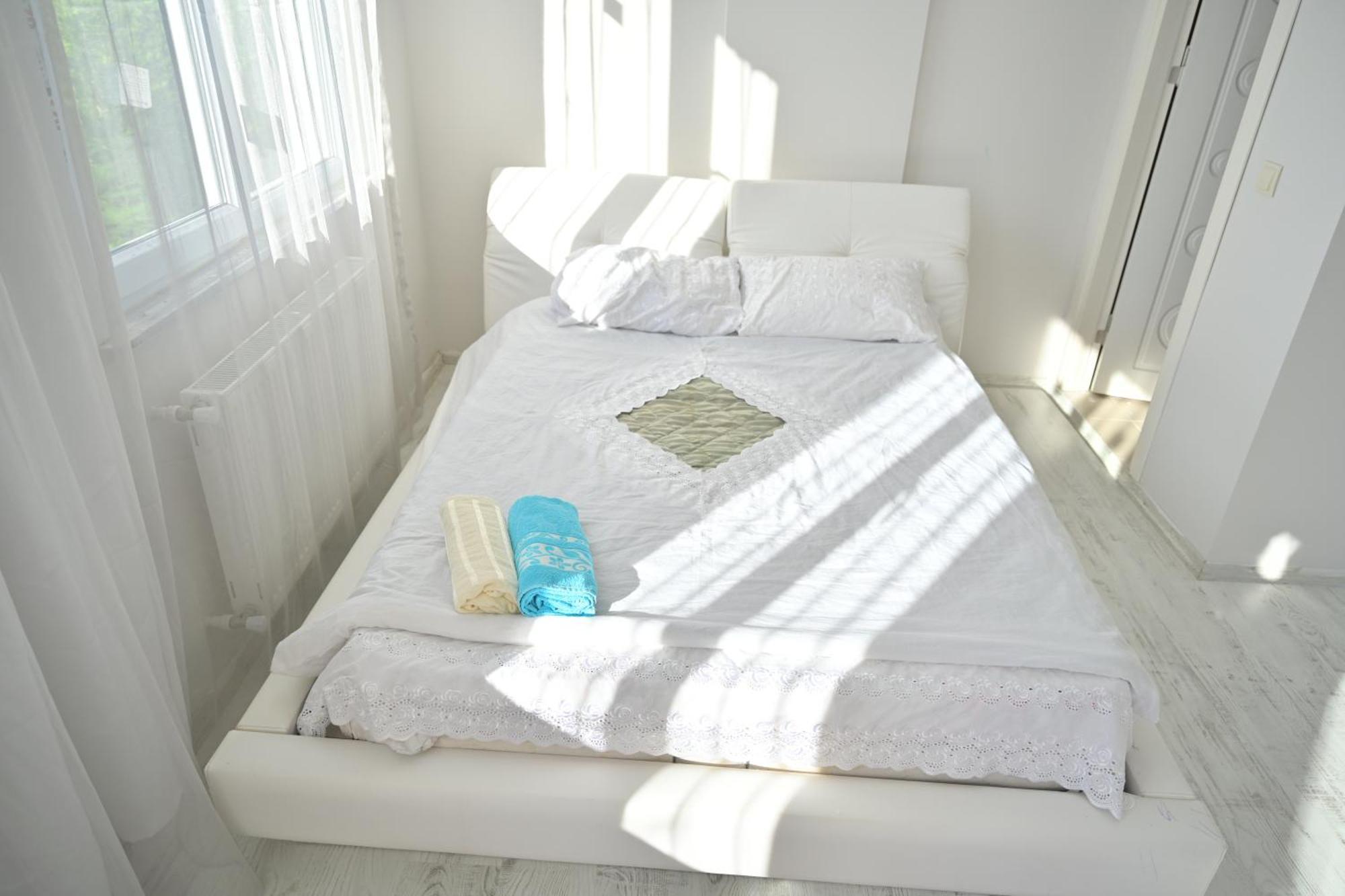 Villa Forest Villa, 6 Minutes From The Airport *