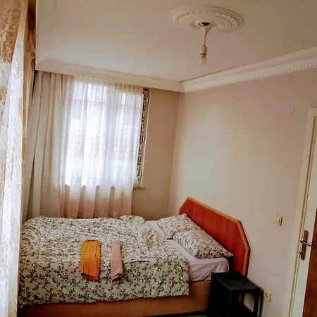 Forest Villa, 6 Minutes From The Airport Tasoluk Exterior photo
